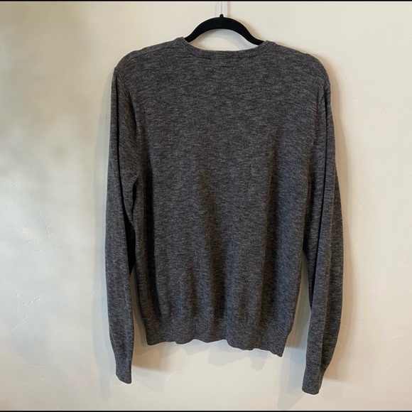 American Eagle V-Neck Sweater - Picture 2 of 4